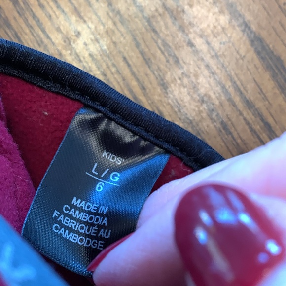 Outdoor Research Kids' Sensor Gloves, size 6 - Picture 7 of 15